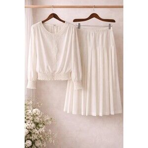 Vintage 1970s White Bridal Set Lace Blouse Pleated Skirt 10 Romantic Coquette